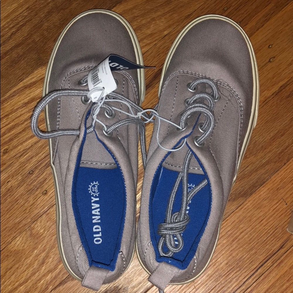 Old navy sneakers size 1 kids